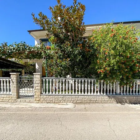 Beco A2 2 Nr 2 * Novigrad (Istria)